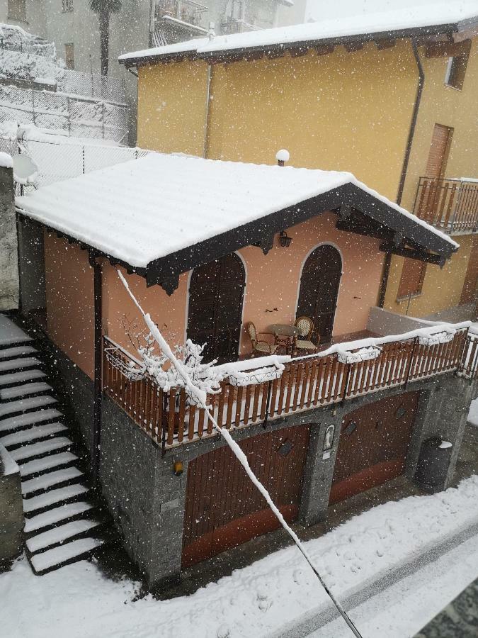 Chalet Con Piscina Garzeno Екстер'єр фото